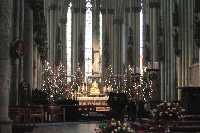 Cologne Highlights Walking Tour with your Private Tour Guide 3 h - Exploring the Old Towns Romanesque Charm