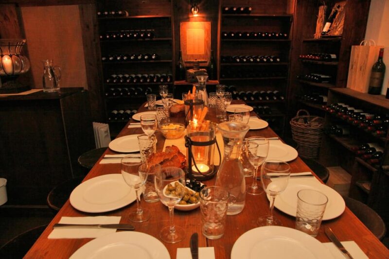 Cologne-Nippes: Gourmet wine tasting with cheese platter - Key Points