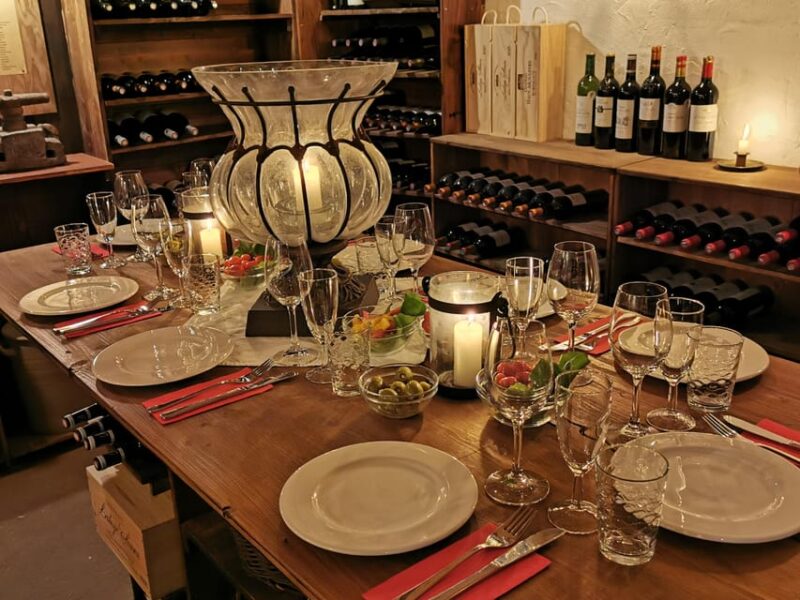 Cologne-Nippes: Gourmet wine tasting with cheese platter - Logistics: Duration, Group Size, and Flexibility