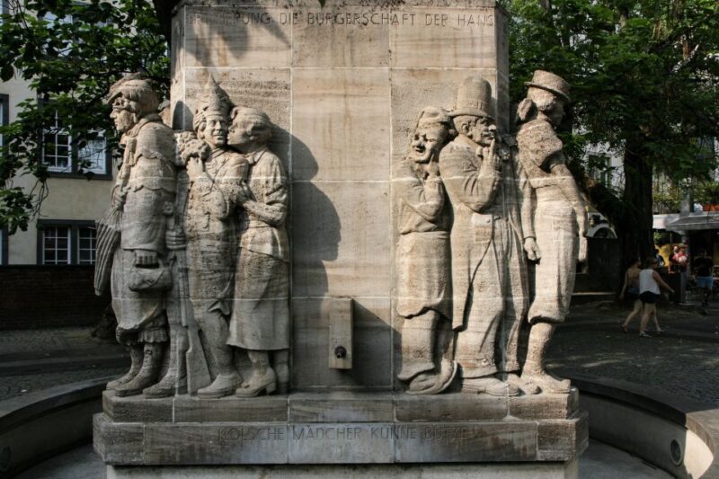 Cologne: Old Town Walking Tour with 1 Brewery Visit & 1 Beer - The Value and Experience of the Cologne Old Town Walking Tour