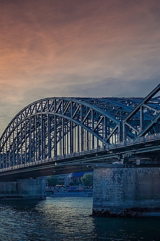 Cologne: Private Walking Tour with a Local - Suitable for a Variety of Visitors