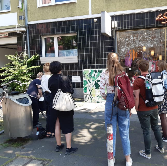 Cologne: Street Art Walking Tour Belgian Quarter - The Guide: Expertise and Storytelling Style