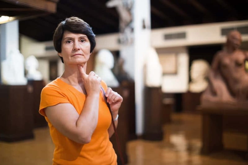 Cologne: WWII Sites with Optional EL-DE Haus Private Tour - The Guide’s Expertise and Personal Touch