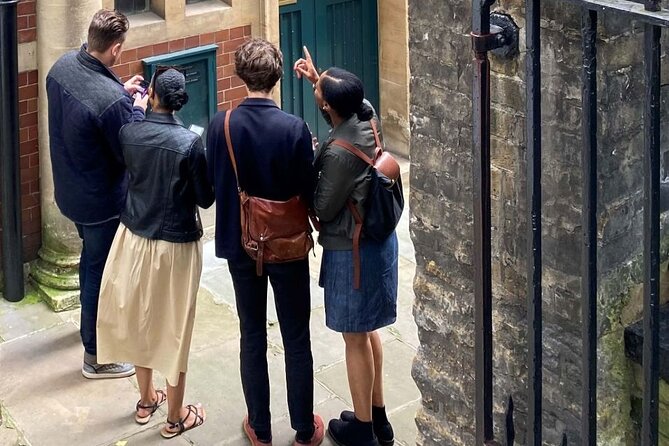 Colombia's Finest Outdoor Murder Mystery London - Cancellation Policy and Booking Convenience