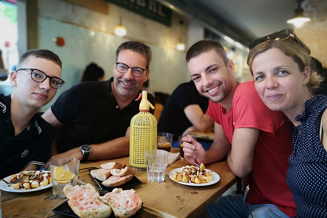 Colonia Guell & Casa Vicens Skip-the-Line Ticket Private Tour - Casa Vicens: A Private Look at Gaudi’s First House