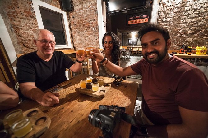 Colonia Roma Food Tour - Walking Along Álvaro Obregón Avenue