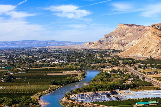 Colorado National Monument Self Guided Audio Driving Guided Tour - Scenic Drive through Colorado National Monument with Rich Audio Content