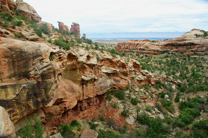 Colorado National Monument Self Guided Audio Driving Guided Tour - The Historic Saddlehorn Amphitheater