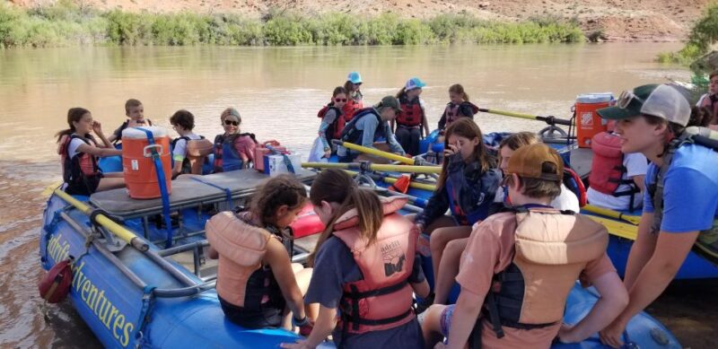 Colorado River Rafting: Afternoon Half-Day at Fisher Towers - Meal and Refreshments on the Trip
