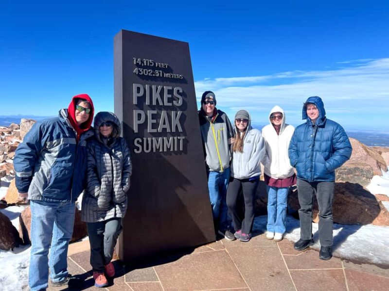 Colorado Springs: Pikes Peak Jeep Tour - Photo Stops and Wildlife Viewing Opportunities