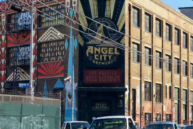 Colorful Arts District and Murals on Bike Tour in Los Angeles - Discovering Little Tokyo and the Japanese American Museum