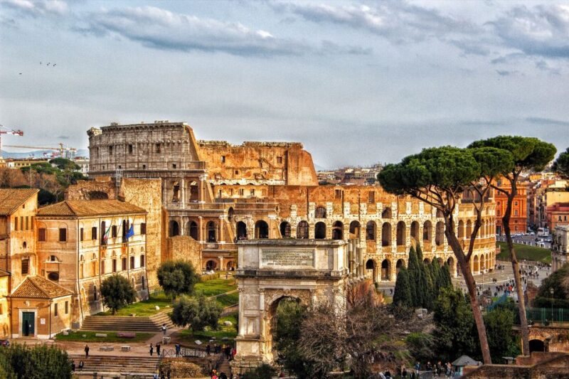 Colosseum and Altar of the Fatherland Elevator Experience - Elevating the View: The Victor Emmanuel II Monument