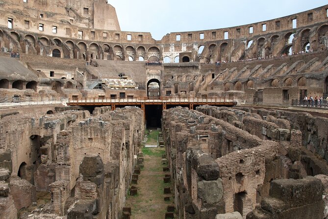 Colosseum and Mamertine Prison Guided Tour - Up To 6 People - Logistics and Meeting Arrangements