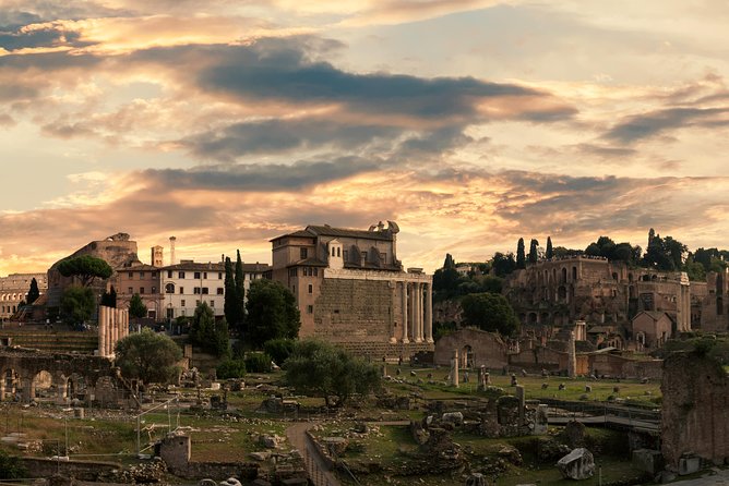 Colosseum and Roman Forum Semi-Private Guided Tour - Why This Tour Is a Strong Choice for History Enthusiasts