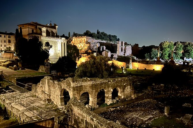 Colosseum and Roman Forum Sightseeing Area Night Walking Tour - The Roman Forum and Augustus’s Transformation