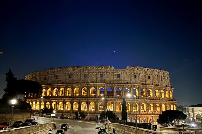 Colosseum and Roman Forum Sightseeing Area Night Walking Tour - Logistics, Group Size, and Tour Pacing