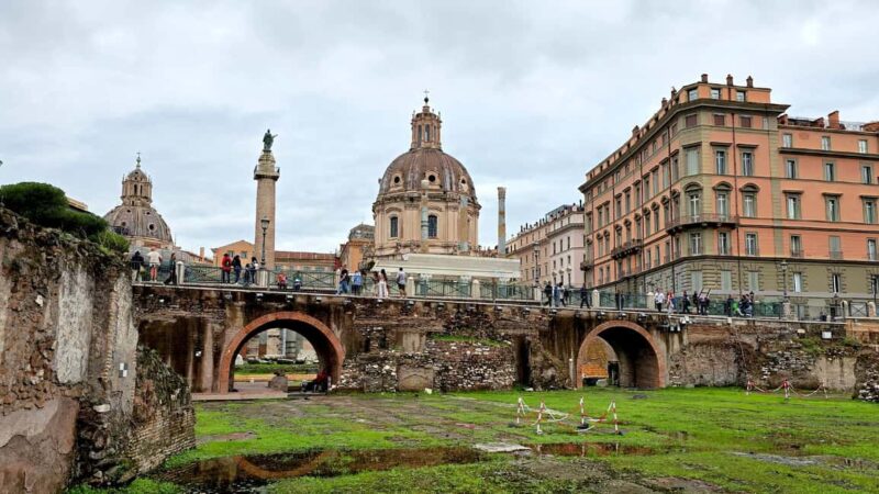 Colosseum Arena Tour, Palatine Hill and Roman Forum - Key Points