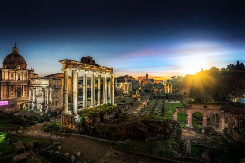 Colosseum & Circus Maximus Experience with Multimedia Video - Experience at Palatine Hill with Scenic Views