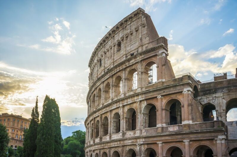 Colosseum Express Tour with Local Guide - How the Guide Brings the History to Life