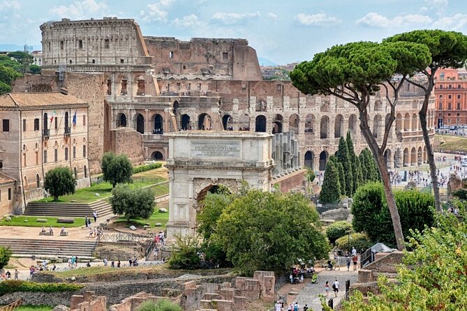 Colosseum Fast-Entry with Digital Audio Guide Experience - Key Points