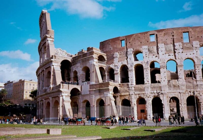 Colosseum Guided Tour Semi-Private Group on Free Entry Days - Discover the Unique Experience of a Semi-Private Tour on Free Entry Days