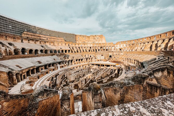 Colosseum Guided Tour with Roman Forum & Palatine Hill - The Experience with Guides: Knowledge, Engagement, and Patience
