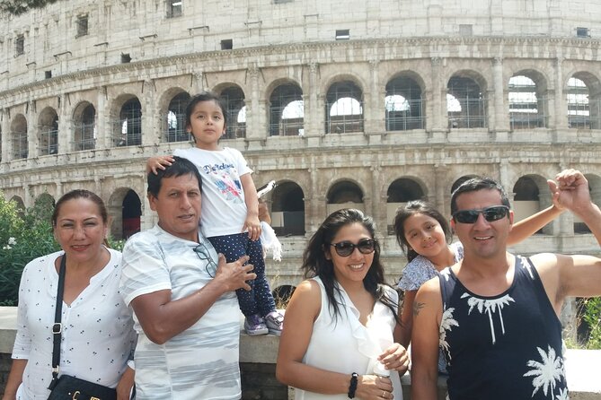 Colosseum Private Guided Tour for Kids and Families - Starting Point and Tour Logistics at Caffè Roma