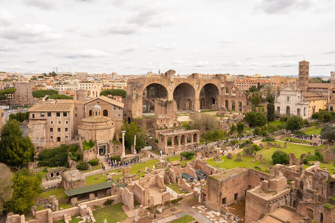Colosseum, Roman Forum & Palatine Hill with Audioguide - Navigating the Roman Forum and Palatine Hill Independently