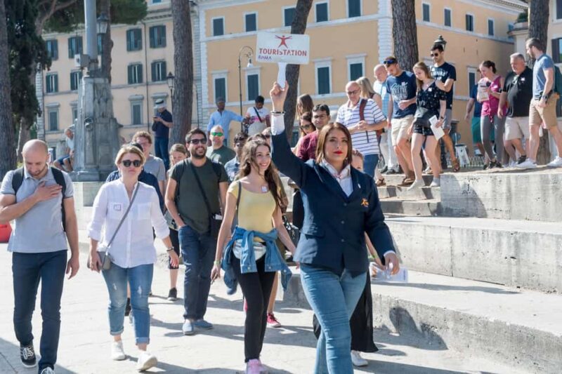 Colosseum, Roman Forum & Palatine Hill with Multimedia Video - Pacing, Crowd Levels, and Practical Tips