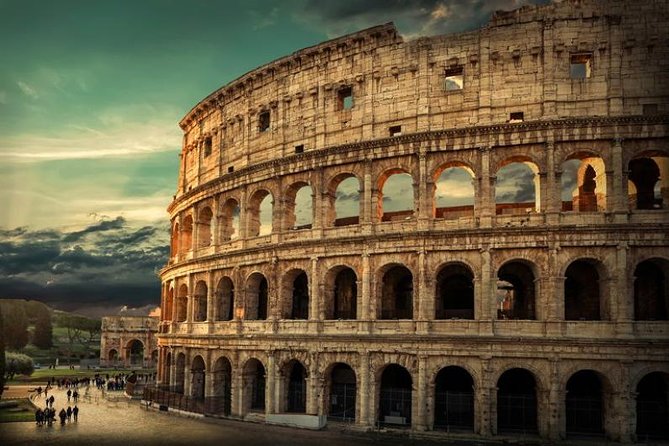 Colosseum Roman Forum Palatine VIP Private Tour - Logistics: Pickup, Transport, and Group Size