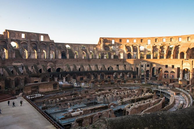Colosseum Tour for Kids with Caesars Palace & Roman Forums - The Experience: Interactive Learning with Multimedia and Trivia