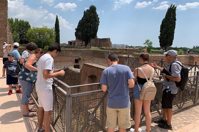 Colosseum VIP Small Group Tour - Notable Guides and Their Impact on the Experience