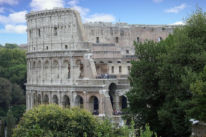 Colosseum with Guided Tour to Arena Floor and Ancient Rome Access - Tips for a Smooth Experience
