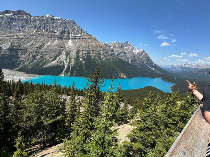 Columbia Icefield, Skywalk, Crowfoot Glacier, and Lakes Tour - Key Points