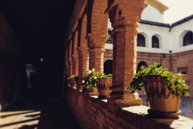 Columbian Places, behind the steps of Christopher Columbus - Recreating the Island of Guanahani: Indigenous Culture and Photos