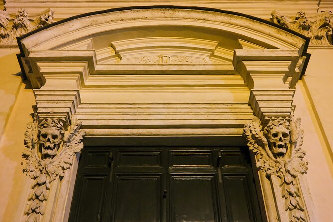 COMBO: Rome's Bone Crypts Tour & Rome's Dark Side Ghost Tour - The Gory Past of Piazza Della Rotonda and the Pantheon