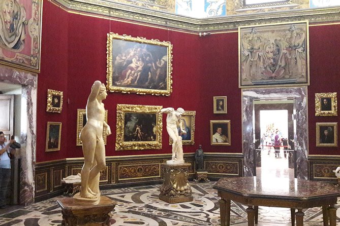 Combo Skip The Line - Accademia Gallery And Uffizi Gallery Tour - The Guides: Knowledge and Enthusiasm Make a Difference