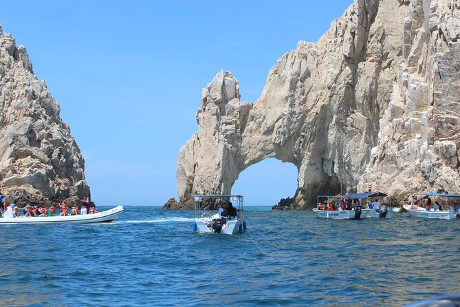 Combo Tour: City Tour of Cabo San Lucas and Beach Day - Key Points
