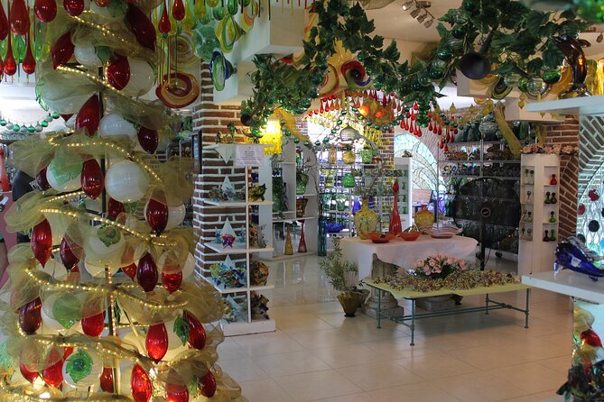 Combo Tour: City Tour of Cabo San Lucas and Beach Day - Art and Craft: The Glass Blowing Factory