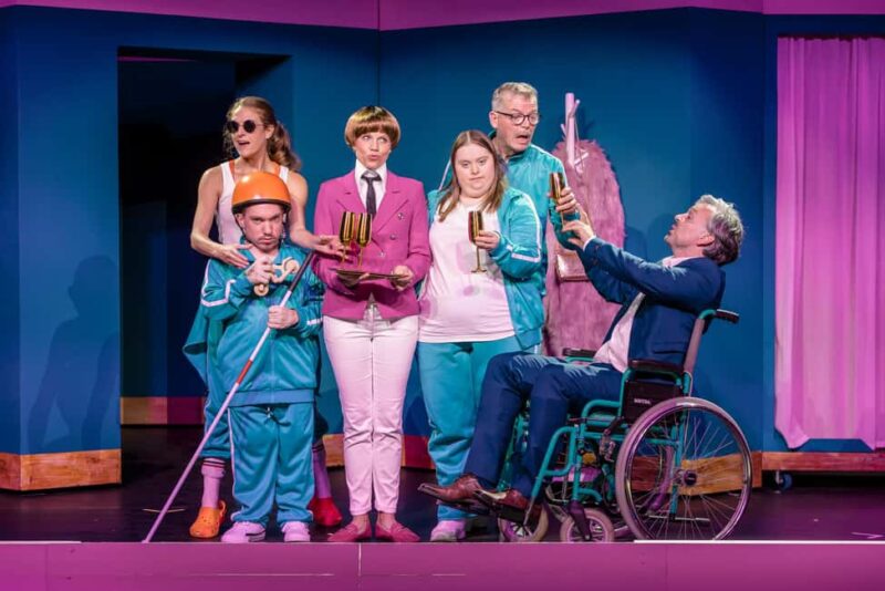 Comedy Dresden: Ticket for the Inclusion Comedy "Die Goldfische" - Unique Blend of Theater, Comedy, and Music at Dresden’s Top Private Venue