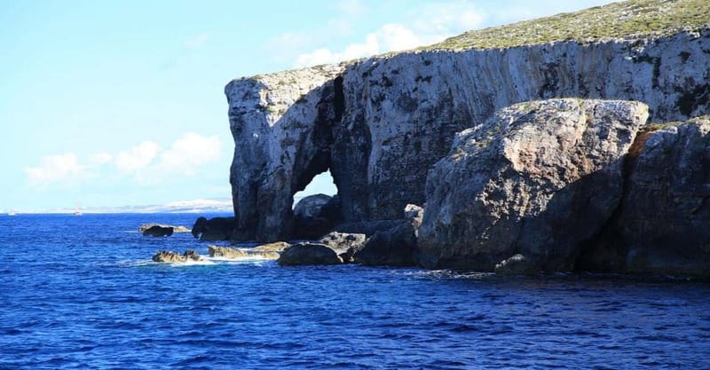 Comino & Gozo: Blue & Crystal Lagoons Cruise with Sea Caves - What’s Included and What to Bring