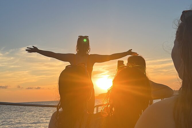 Comino Highlights, Blue/Crystal Lagoon & Caves Private Boat Trip - Starting Point: Flexible Departures from Malta or Gozo