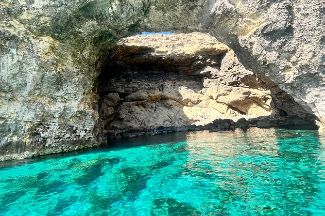 Comino Highlights, Blue/Crystal Lagoon & Caves Private Boat Trip - Scenic Views and Photo Opportunities Along the Route