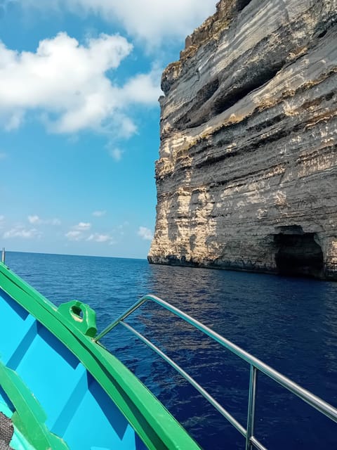Comino: private charter to Crystal & Blue lagoon & Caves - What Sets This Tour Apart: Visiting Crystal, Blue Lagoon & Comino’s Caves