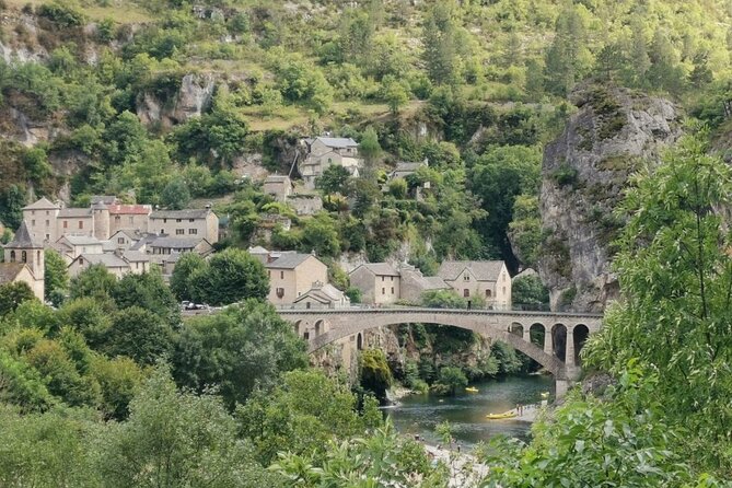 Commented day trip to the Causses and Gorges du Tarn - The Point Sublime: Spectacular Views of the Cirque des Baumes