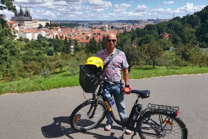 Communism and World War 2 Prague City Tour - Starting Point and Tour Duration