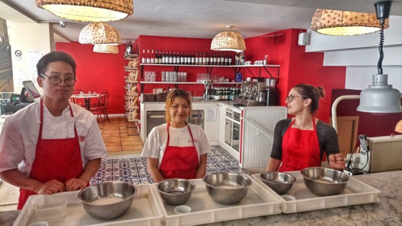 Como Area: Pizza Training Experience - Family-Style Meal: Enjoy Your Homemade Pizza with Fellow Participants