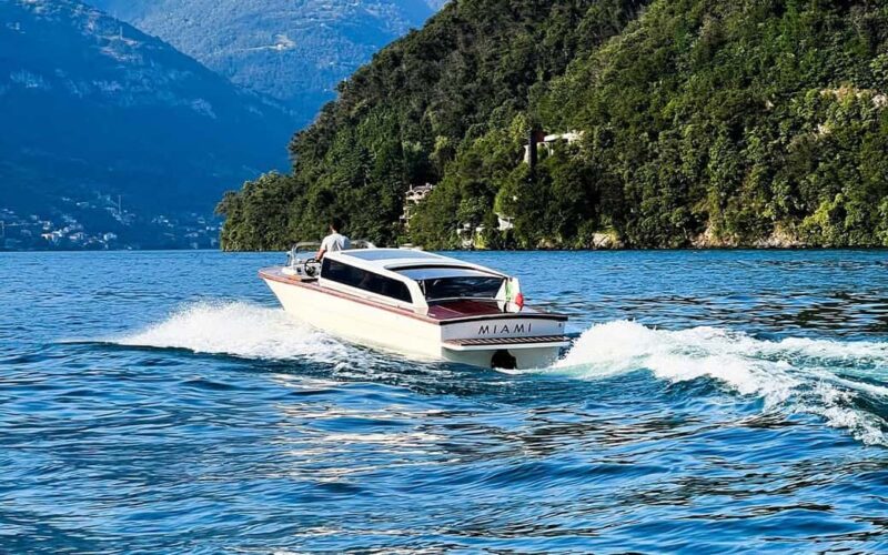 Como Boat experience  Shared Boat Tour with a hot drink - Explore Lake Como on an Authentic Venetian Wooden Taxi