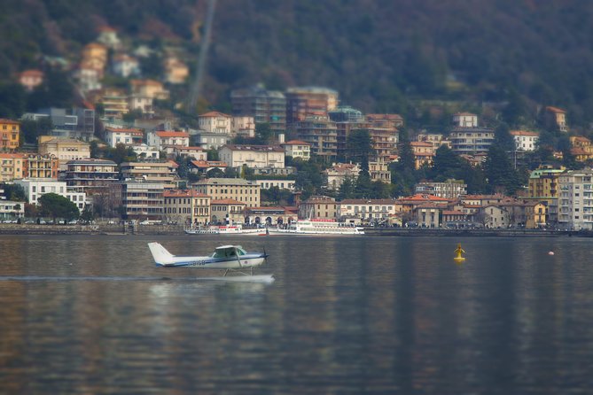 Como city and its History Exclusive Walking Tour (1 h from Milan) - Practical Details: Meeting Point and Group Size