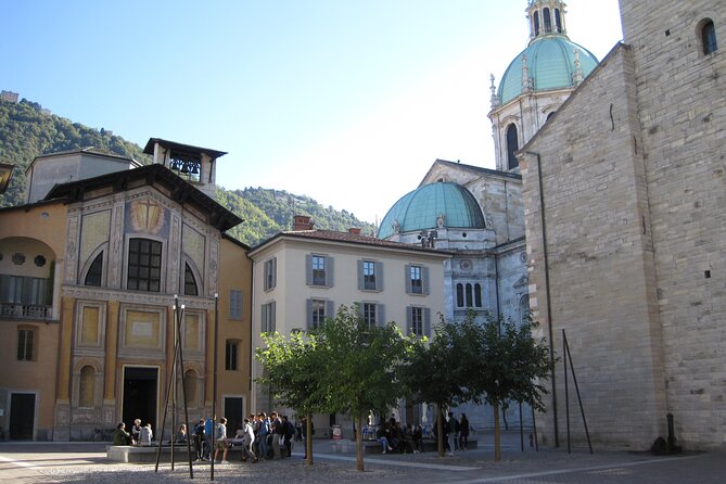 COMO e-Bike Tour + Aperitif - The Cultural Significance of Como’s Historic Buildings